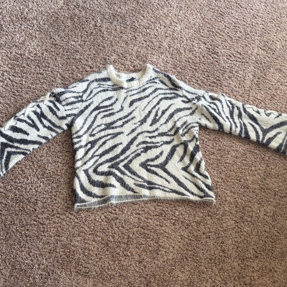 Daytrip Black and White Zebra Print Sweater